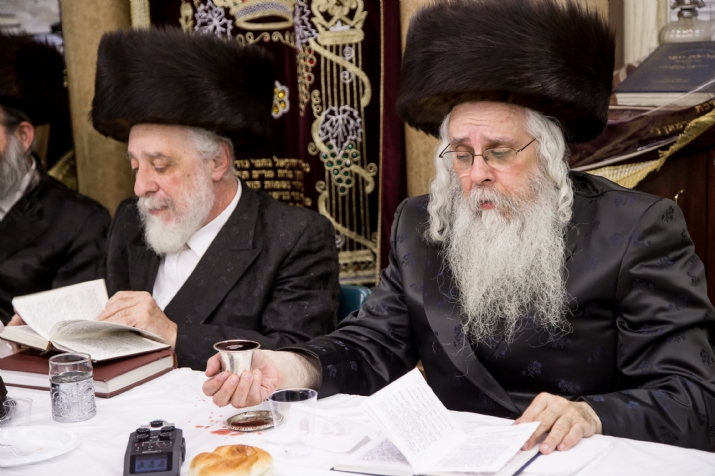 The Hivnover Rov bentching., , היבנוב, ezra friedlander
